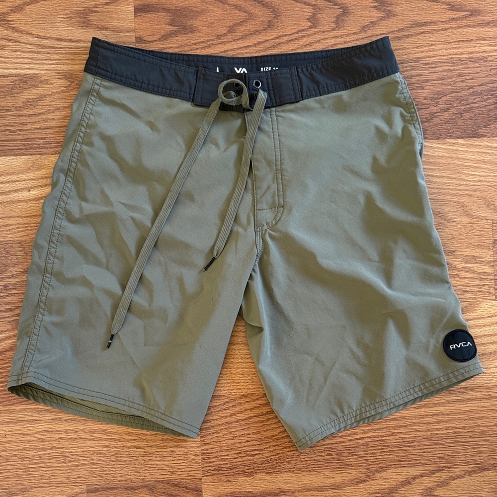 RVCA Men's Board Shorts size 29